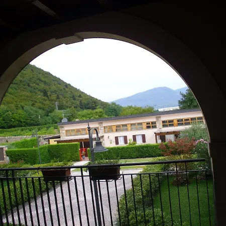 Borgo Antico 公寓 *